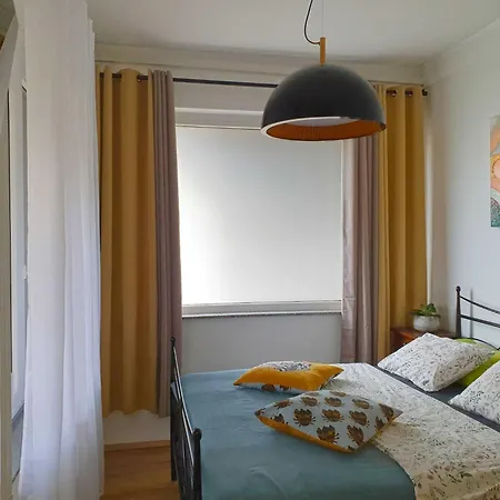 Апартаменты Bright And Sunny With Terrace - Two Bedroom With Terrace Толмин