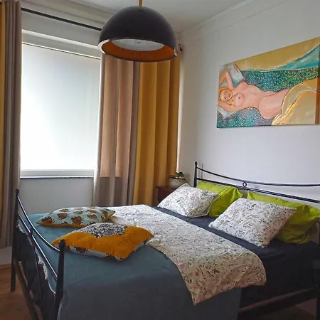 Bright And Sunny With Terrace - Two Bedroom With Terrace