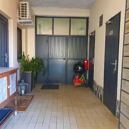 Bright And Sunny With Terrace - Two Bedroom With Terrace Апартаменты Толмин